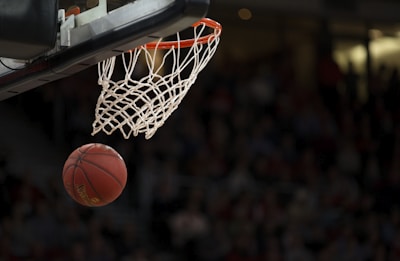 2026NBA总决赛直播画面 - 湖人队与勇士队关键对决
